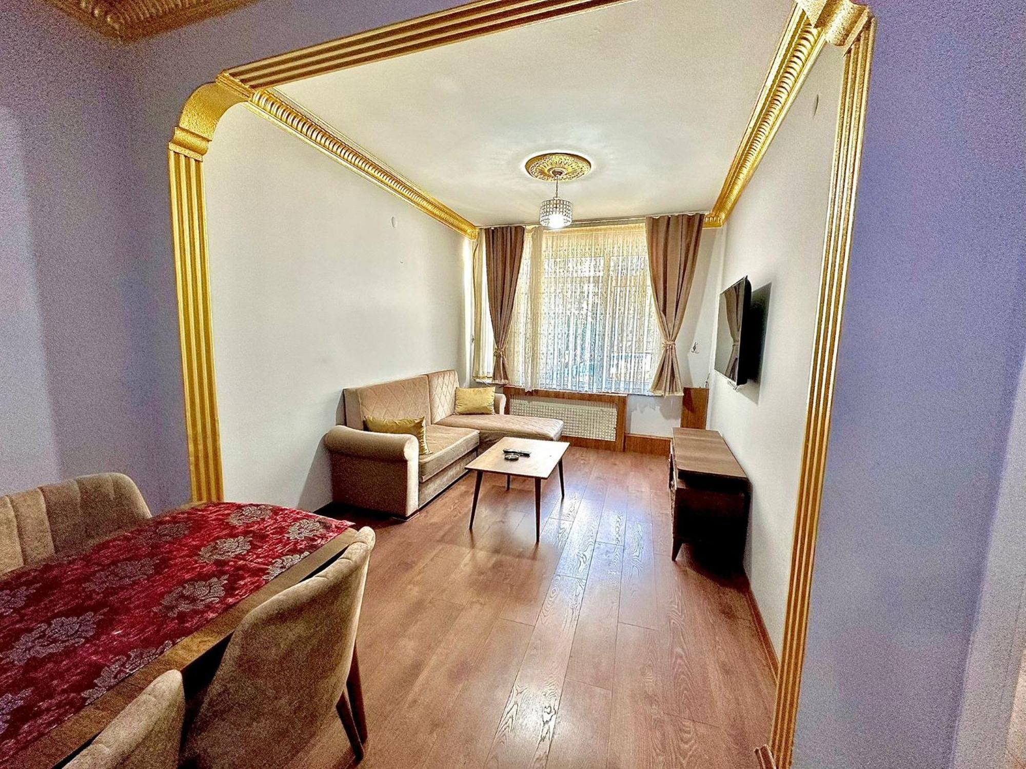 Golden Anova Pera Taksim Hotel 3*
